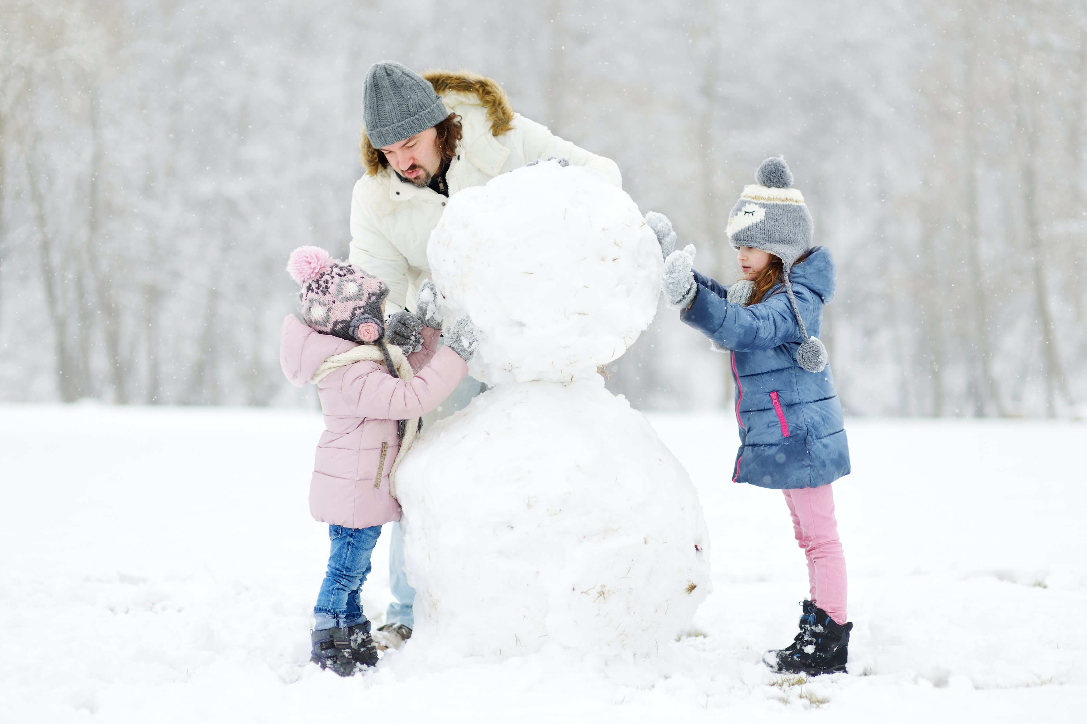 Die 10 coolsten Kinderspiele im Schnee - DoublyBlessedBlog