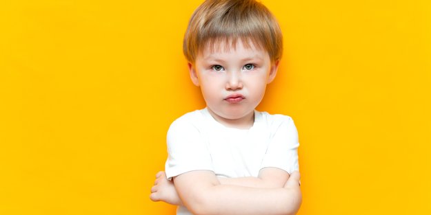 17 Jungennamen, die niemand mehr seinem Baby geben möchte