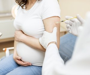 Corona-Impfung: Virologin sieht keine Gefahr für Schwangerschaft und Kinderwunsch