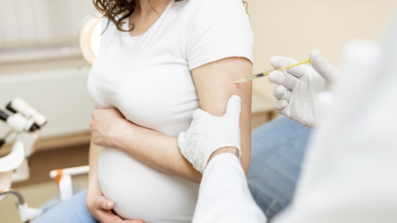Corona-Impfung Schwangerschaft Kinderwunsch Stillzeit Mythos Unfruchtbar