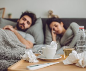 Love in the time of Rotznase: Warum eine Erkältung eurer Beziehung guttut