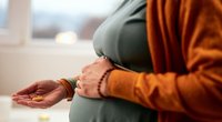 Schwangerschafts­vitamine-Test: Auch günstige Präparate sind empfehlenswert
