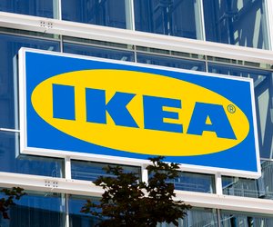 Schlicht, aber schön: Dieser IKEA-Hack bringt einen niedlichen Adventskranz hervor