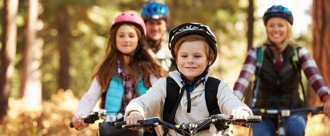 Diese 15 Fahrrad-Gadgets braucht jede Familie für die nächste Tour