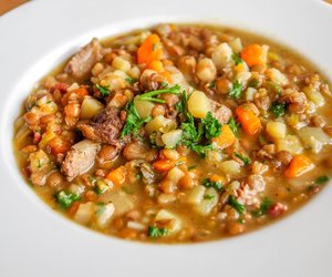 Linsensuppe würzen: Diese Gewürze dürfen nicht fehlen