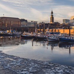 Schnee, Eis und Frost: Sie schönsten Aktivitäten mit Kindern in Hamburg