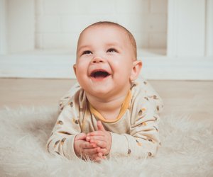 Ab wann können Babys lächeln?