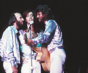 Disco-Quiz: Wie gut kennst du die Funky-Hits der Disco-Ära noch?