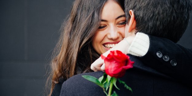 Rosenhochzeit: Den zehnten Hochzeitstag mit Stil zelebrieren