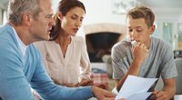 Zeugnis-Schock? Diese 3 Strategien bringen euer Kind wieder auf Kurs