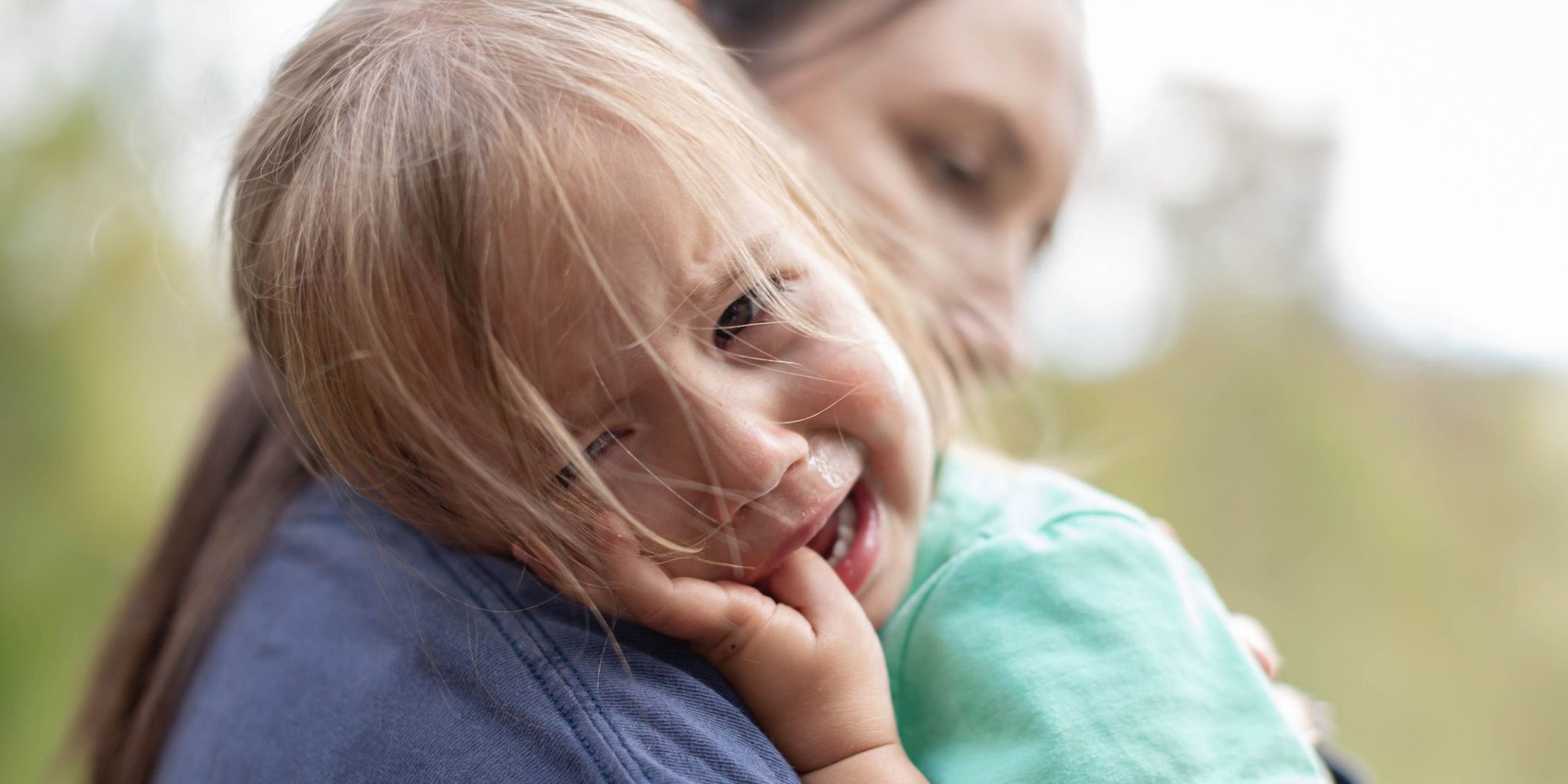 Parenting-Expertin untersucht 200 Kinder: So erziehen Eltern emotional sicher – und erreichen damit mehr als mit Strafen oder Lob