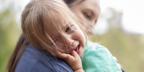 Parenting-Expertin untersucht 200 Kinder: So erziehen Eltern emotional sicher – und erreichen damit mehr als mit Strafen oder Lob
