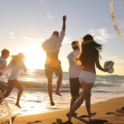 Juni 2025: Das erwartet dein Sternzeichen laut Horoskop