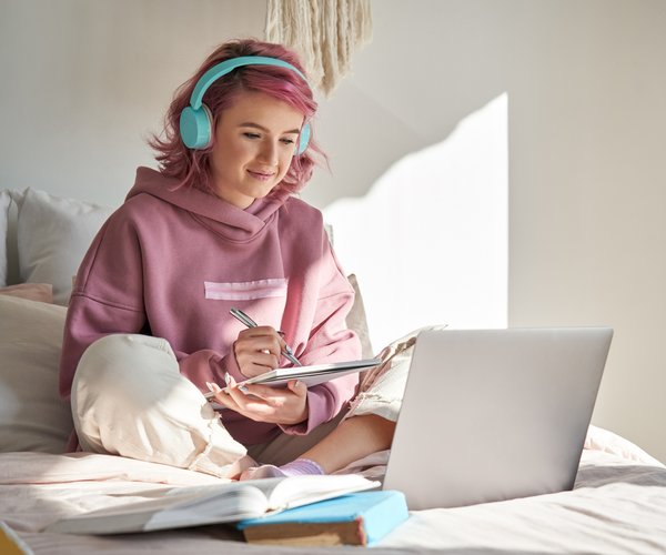 Wann Muss 16 Jähriger Zuhause Sein Jugendschutz: Wann muss dein Teenager zuhause sein?