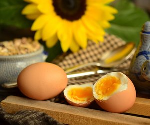 Für dein Osterfest unverzichtbar: Amazon begeistert mit diesen Eierbechern