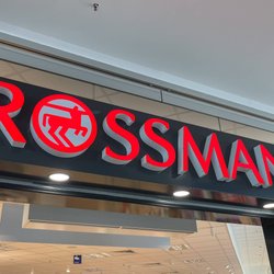 Stimmungsvoller Türschmuck: Der LED-Weihnachtsbaum-Türhänger von Rossmann erobert alle Herzen