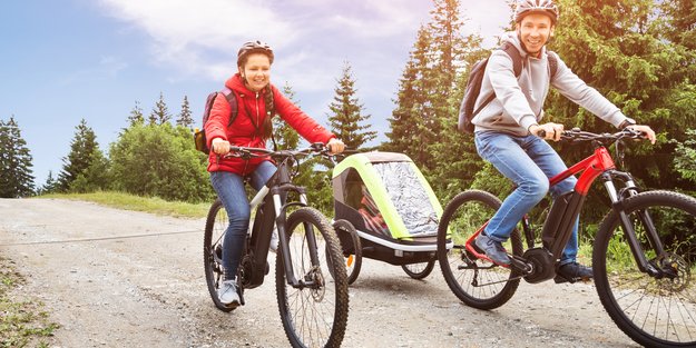 Fahrradanhänger am E-Bike: Ist das überhaupt erlaubt?