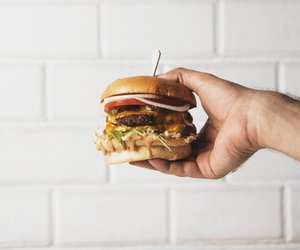 Wer hat eigentlich den Hamburger erfunden?