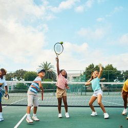 Tennis für Kinder: Ist die Sportart für Kinder geeignet?