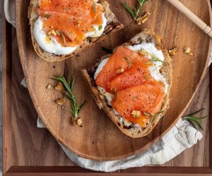 Haltbarkeit von Räucherlachs: So lange hält er sich