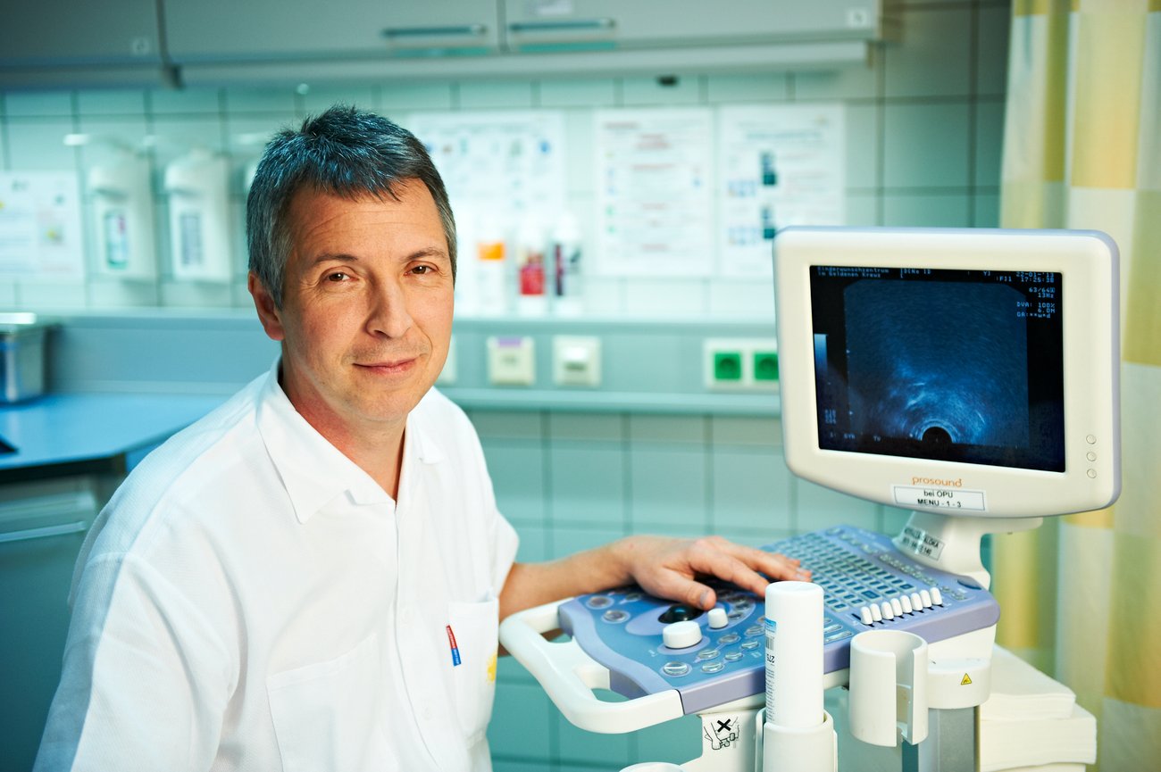 Univ. Prof. Dr. Heinz Strohmer, Gründer und ärztlicher Leiter des Kinderwunschzentrum an der Wien Univ. Prof. Dr. Heinz Strohmer, Gründer und ärztlicher Leiter des Kinderwunschzentrum an der Wien