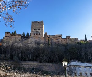 2823 Teile für unter 70 €: Schnappt euch die „Alhambra“ als Klemmbaustein-Set bei BlueBrixx!