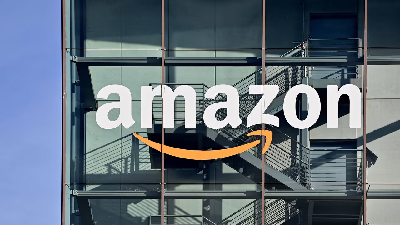 Bei Amazon gibt es jede Menge tolle Pflanztöpfe.