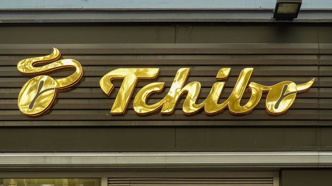 Goldenes Tchibo Logo