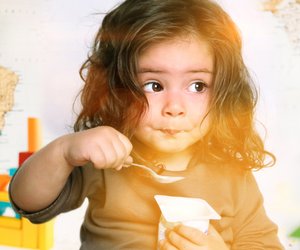 Mittagessen in der Kita: 10 Tipps, wie es für euer Kind leichter wird