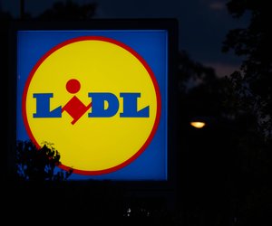 Bei Lidl für 5€ erhältlich: Macht es euch mit dieser Duftkerze gemütlich