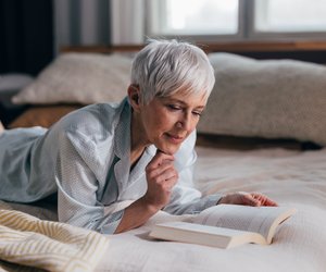 Heiße Stunden für alle Boomer-Frauen: 11 erotische Liebesromane, die Seniorinnen begeistern werden
