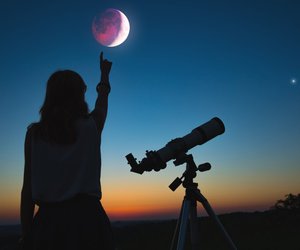 Wie entsteht eine Mondfinsternis? Für Kinder erklärt