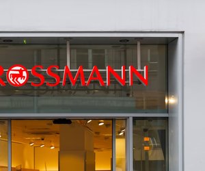 Dein Garten wird frühlingsfit: Rossmanns Solar-Leuchten im 2er-Set