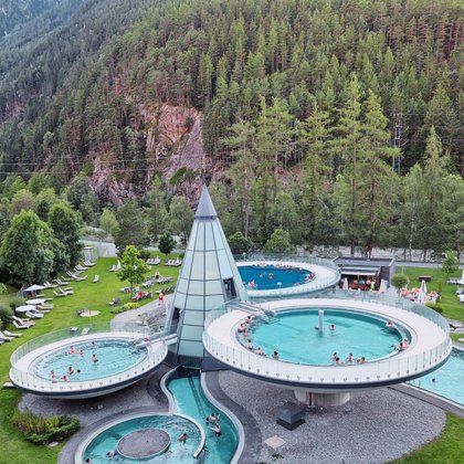 Ötztal mit Kindern: Das Highlight des Aqua Dome Hotel ist die angeschlossene Aqua Dome Therme.