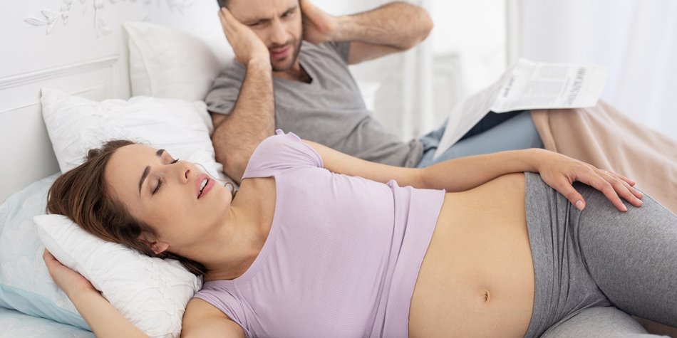 Schnarchen in der Schwangerschaft – woran liegt es?
