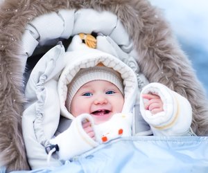 Baby im Winter anziehen: 13 Tipps & Tricks, damit euer Baby nicht friert