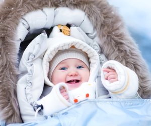 Baby im Winter anziehen: 13 Tipps & Tricks, damit euer Baby nicht friert