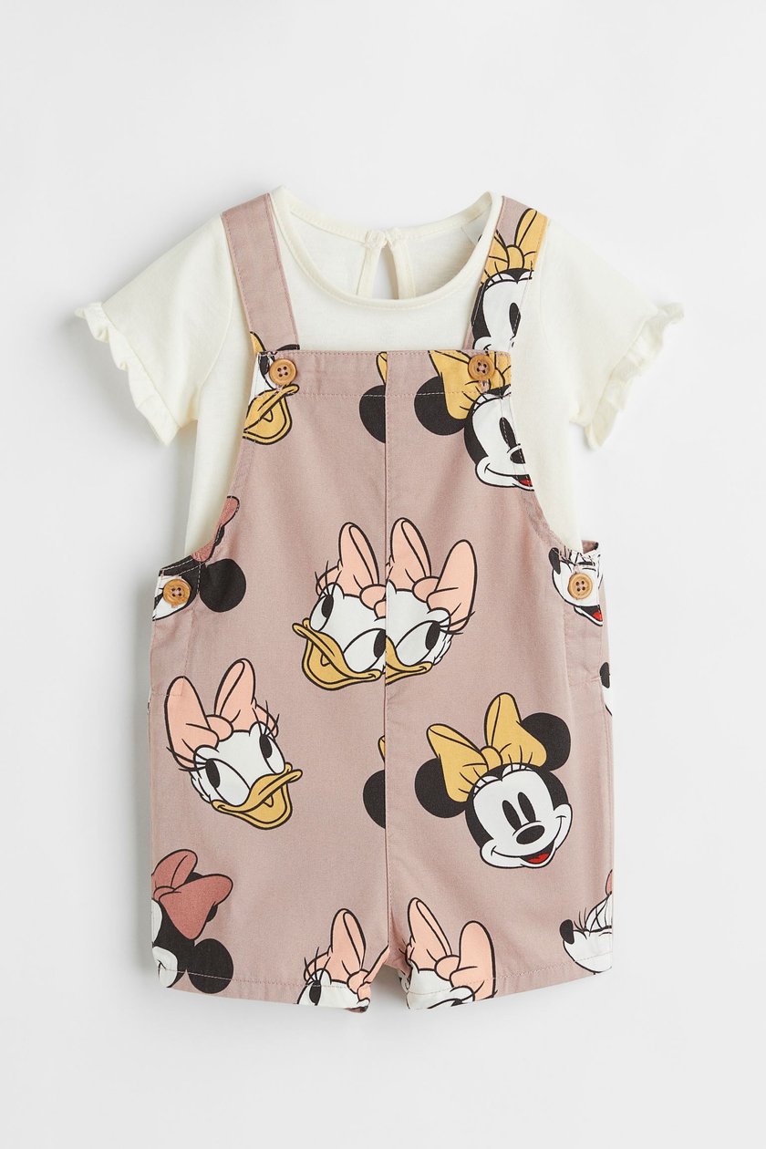 Outfit mit Minnie Maus und Daisy Duck