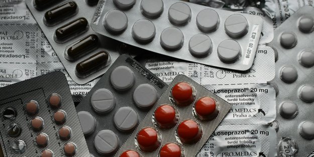 Pille und Aspirin – darf ich beides gleichzeitig einnehmen?