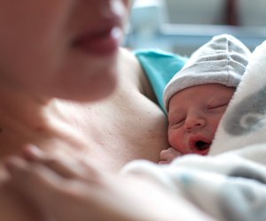 Stillen nach Kaiserschnitt: Mit Geduld klappt es genauso wie nach einer "normalen" Geburt