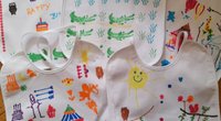 Lätzchen bemalen: So klappt die kreative Vorfreude aufs Baby
