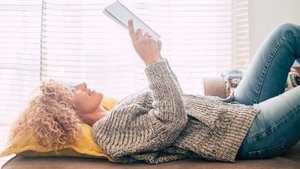 Gut vorbereitet: Diese 11 Bücher über die Phase der Wechseljahre haben wertvolles Wissen