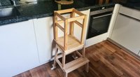 Montessori-Lernturm selber bauen: Toller IKEA-Hack für unter 50 €