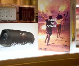 Camping-Freunde aufgepasst: Dieser kleine Bluetooth-Lautsprecher von Amazon ist praktisch