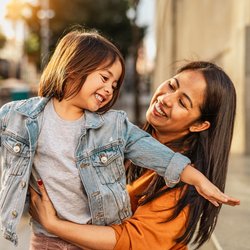 "Gefühle gesund regulieren": 8 überraschende Vorteile der Delfin-Erziehung