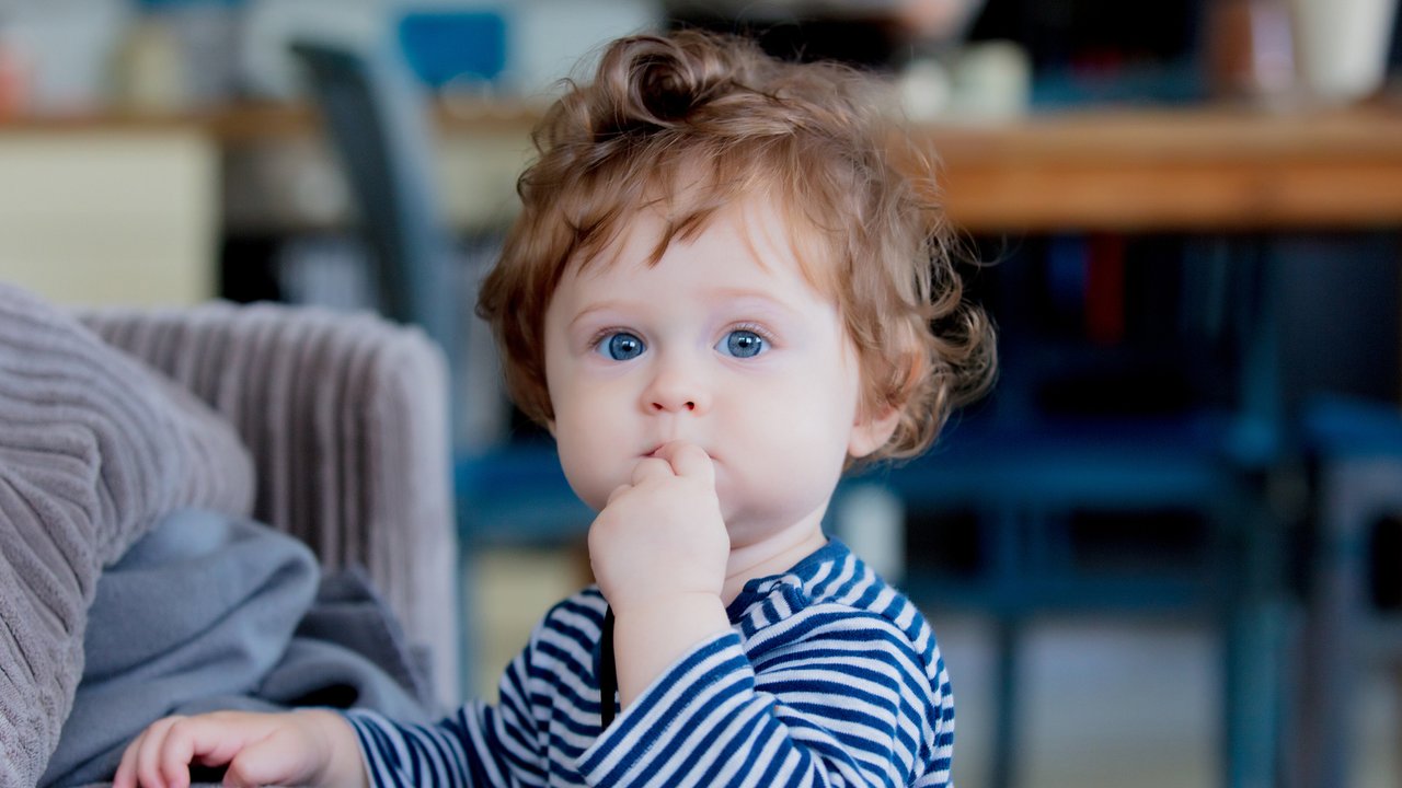 Das ist wichtig beim Baby mit 10 Monaten Entwicklungskalender