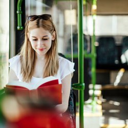 Evelyn Weigert + Margot Friedländer: Diese 15 Sachbücher im Taschenbuchformat verändern dein Leben