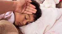 Omikron-Symptome: Daran erkennt ihr, ob sich euer Kind infiziert hat