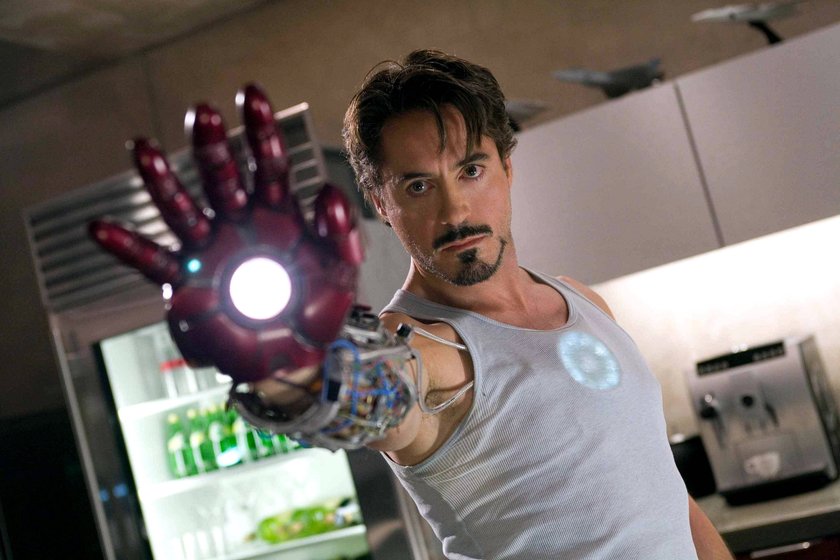 #10 Tony (Stark, Iron Man)
