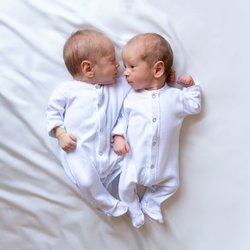 5 % mehr Jungs als Mädchen bei neugeborenen Babys